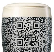 Guinness Qr Cup Reveals Scannable Code When Full Qr Code Guinness Guinness Beer