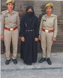 हैवानियत की हद: पत्नी ने पति के प्राइवेट पार्ट को सिगरेट से दागा, दर्द से  चिल्लाता रहा पति नहीं पसीजा दिल - the extent of brutality wife burnt  husband s private parts