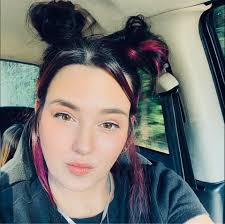 What are the reviews of Beaverbrook and Jordan Hill schools?