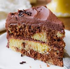Cake Marbre Au Chocolat Delicieux Gateau Moelleux Au Chocolat Recette En 2020 Gateau Au Chocolat Moelleux Moelleux Au Chocolat Gateau Moelleux