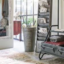 Meubles Et Accessoires Pour Le Salon Sejour Loberon Decoration Maison Mobilier De Salon Porte Parapluie