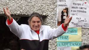 Capitulos de sandro de america telenovela gratis: Sandro De America El Cantante Argentino Que Fumaba Hasta 80 Cigarrillos Al Dia Rpp Noticias