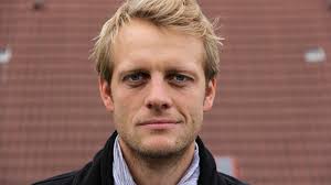 Saying, "That's me, I lived through that," was certainly the most difficult  step»