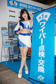 東京オートサロン2020コンパニオンギャラリーななみ青／日本ワイパーブレード連合会 | autosport web