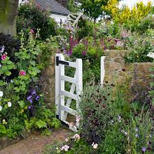 Keep up with the latest articles posted to our website. Designing A Cottage Garden