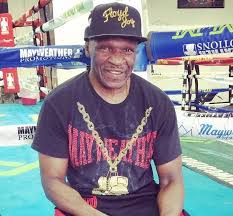 (born 1952) is a former professional boxer from the united states. Floyd Mayweather Sr Vergleichen Sie Die Korpergrosse Das Korpergewicht Die Korpermasse Mit Anderen Beruhmtheiten Stellameus