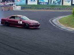 The car has a steering arrangement on the right side and an automatic transmission. The Heavies Japan Car Direct Jdm Export Import Pros