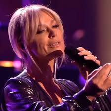 Die hübsche schweizerin wird die zahlreichen fragen der zuschauer an die stars stellen. Michelle Wehrt Sich Nach Helene Fischer Show Gegen Botox Vorwurfe Stern De