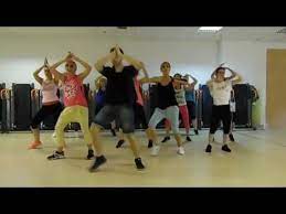 Zumba Chikni Chameli Bollywood Style Zumba Bollywood Fashion Healthy Exercise