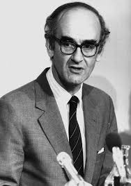 Former Cornwall MP Sir John Nott who had key role in the Falklands War has  died