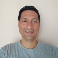 70+ perfiles de «Dan Benavides»