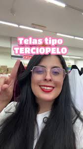 El terciopelo es una tela muy suave, elegante , vistosa en varios colo...