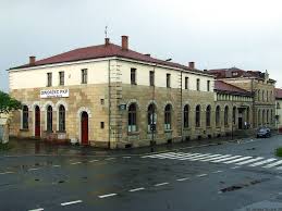 Jellenja goera g als in g oal) ( duits: Jelenia Gora Reisefuhrer Auf Wikivoyage