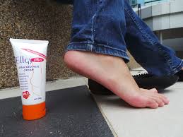 Lalu apa tindakan kita jika mengalami tumit kaki pecah pecah ? Cara Mudah Untuk Hilangkan Rekahan Pada Tumit Kaki Meh Cuba