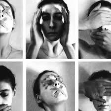 Janice Reid's 𝘍𝘭𝘶𝘰𝘳𝘦𝘴𝘤𝘦𝘯𝘵 𝘉𝘦𝘪𝘨𝘦 opens tomorrow! We are  honoured to produce the first solo show in a public gallery for Reid  (@janice.reid ). Co-curated by Tianna Edwards (@keepupwithkingston).  Opening celebration is on