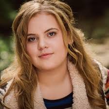 Mattie Harris's Instagram, Twitter & Facebook