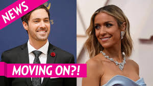 Very cavallari star kristin cavallari recently shared how this past year and the coronavirus pandemic put her life into perspective while speaking at the 2020 american music awards over the weekend. Kristin Cavallari Spotted Kissing Comedian Jeff Dye Amid Jay Cutler Divorce Youtube