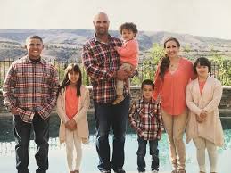 Can you name the the albert pujols deal? 38 Years Dominican American Professional Baseball Player Albert Pujols Married Relationship With Wife Deidre Pujols And His Past Affairs