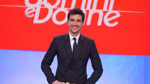 Tutte le novità sui troni della famosa trasmissione di canale 5. Uomini E Donne Anticipazioni Puntata Oggi Giovedi 4 Aprile 2019 Trono Over O Classico Notizia Web 24