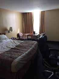 See 346 traveler reviews, 120 candid photos, and great deals for best western johnson city inn, ranked #2 of 2 hotels in johnson city and rated 4 of 5 at tripadvisor. Best Western City View Inn Hotel Picture Of City View Inn Long Island City Tripadvisor