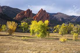 Maybe you would like to learn more about one of these? Colorado Springs Co Colorado Jardin De Los Dioses Region Pikes Peak Otono En El Jardin De Los Dioses Fotos Retratos Imagenes Y Fotografia De Archivo Libres De Derecho Image 12787160