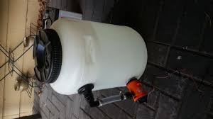 The tank is covered with an overflow drain to the outside. Live Bait Tank Or Bucket Ideas The Fishing Website Discussion Forums Page 1