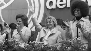 Verschlüsselte kommunikation und soziale medien wären in der ddr wahrscheinlich verboten gewesen. Frauenrechte Und Die Ddr Interview Mit Prof Helga Horz Teil 2 Rt De