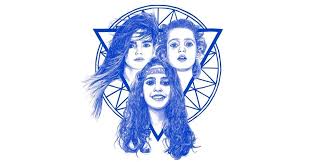 Ils ont beaucoup évolué au fil des années. Les Filles Au Moyen Age Femmes D Hier Et D Aujourd Hui 2016