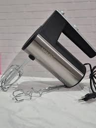 BATIDOR ELECTRICO RAF 3 en 1 Incluye cabezales para batir huevos, hacer  espuma y otras herramientas para huevos. •Tiene una potencia de 80W y  ofrece tres velocidades ajustables (baja, media y alta)
