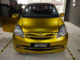 Aviator gold mercury, warna gold gelap, gold kehijauan yg nampak cukup mewah dan menyerlah gaya high taste pemakai. Yokattawrapspecialist Perodua Viva Wrap Warna Kuning Emas Candy