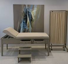 doktor hastane saglik ahsap muayene masasi paravan eskoba basamak doktorlar yatak spa