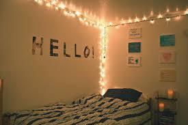 Temukan tips lengkap membuat kamar jadi lebih aesthetic dan nyaman untuk belajar dan bekerja dari rumah menggunakan material yang. Decorating Christmas Lights Bedroom Unique Decoratorist 204113 Christmas Lights In Bedroom Bedroom Decor Lights Christmas Lights In Room