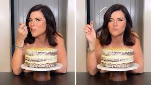 Saved by the Bell Alum Tiffani Thiessen Eats Cake Topless