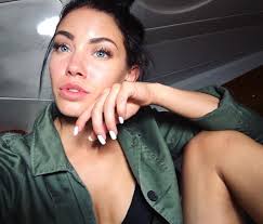 Hellouuuuu it's meeeee 🙋