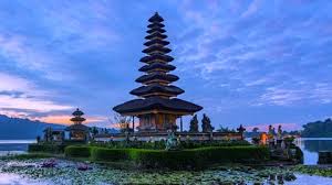 Located right at the shores of lake bratan it has some of the most impeccable views of northern bali. Shutterstock