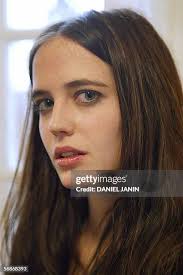 160 Eva Green Bond Stock Photos, High-Res Pictures, and Images