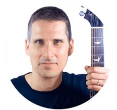 Desi Serna's Instagram, Twitter & Facebook