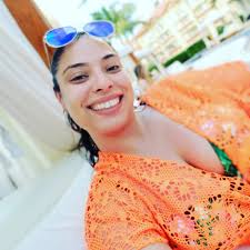 Are there pet groomers in Newburgh that groom cats?