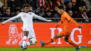 Arsenal have agreed a deal with benfica to sign the left back nuno tavares for an initial €8m (a very nice £6.9m) according to various reports.tavares, 21, has played 30 games across two seasons in the portuguese league and europa league for benfica, starting 20 games, including a brief appearance against arsenal in last season's europa league. 5otxclukzrduhm
