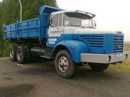 Epingle Par Toso Jluc Sur Camions Berliet Camion Berliet Vehicule Commercial
