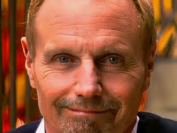 The Porn Hustler. Evangelical author Stephen Arterburn… | by Jonathan  Poletti | I blog God. | Medium