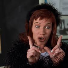 In a sack circle, everyone wins. Watch an all-new Schitt's Creek TONIGHT at  8P/7c