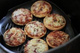Air Fryer Frozen Mini Pizza Recipe This Recipe Air Fryer Dinner Recipes Mini Pizza Recipes Air Fryer Recipes Chicken