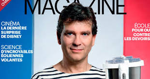 Franse voetbalploeg in blauwe shirts uit Thaise fabriek? Non!