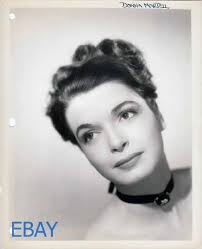 Who is Donna Martell dating? Donna Martell boyfriend, husband