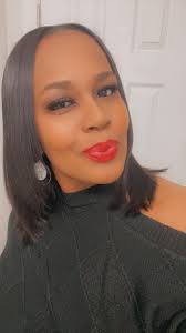 Looking to connect with more vegans. I am a specialist in vegan nutrition,  have consulted multiple vegan wellness centers and I make herbal  formulations. My instagram is www.instagram.com/sivitality