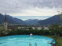 What is a silent retreat? Yoga Und Korperorientierte Psychologie Meditationsretreat Schweiz Emotionaler Heilungsurlaub Boden Wachstum