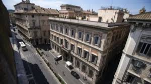 Saturday and sunday open for dinner at 5:00 pm. Silvio Berlusconi Lascia Palazzo Grazioli Nuova Villa Acquistata Per Oltre 3 Milioni Di Euro