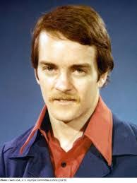 Tom Beach's Instagram, Twitter & Facebook