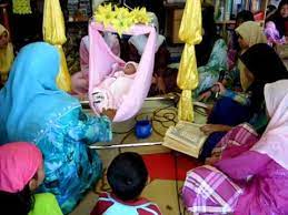 Bercakap berkenaan adat didalam masyarakat melayu, ramai sarjana mengatakan bahawa adat melayu merupakan adat jawi iaitu adat yang bercampur. Berendoi Danisha Qaisara Youtube